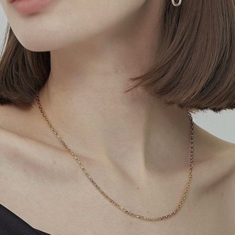 Gold Dainty Box Chain Necklace